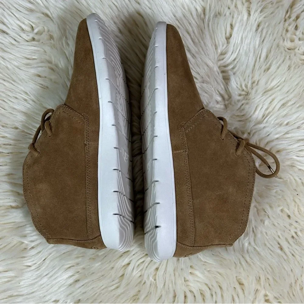UGG Men's Brown Suede Chukka Boots